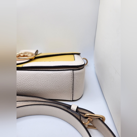 Coach Georgie Shoulder bag in color block. Gold/Retro Yellow/Chalk. - Picture 8 of 10